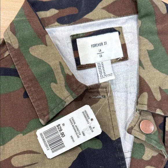 Forever 21 Camouflage Utility Jacket - Picture 2 of 3